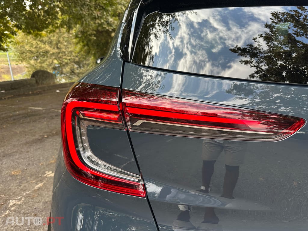 Renault Captur 1.6 E-Tech Initiale Paris