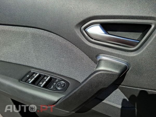 Renault Captur 1.0 TCe 100 Bi-Fuel techno