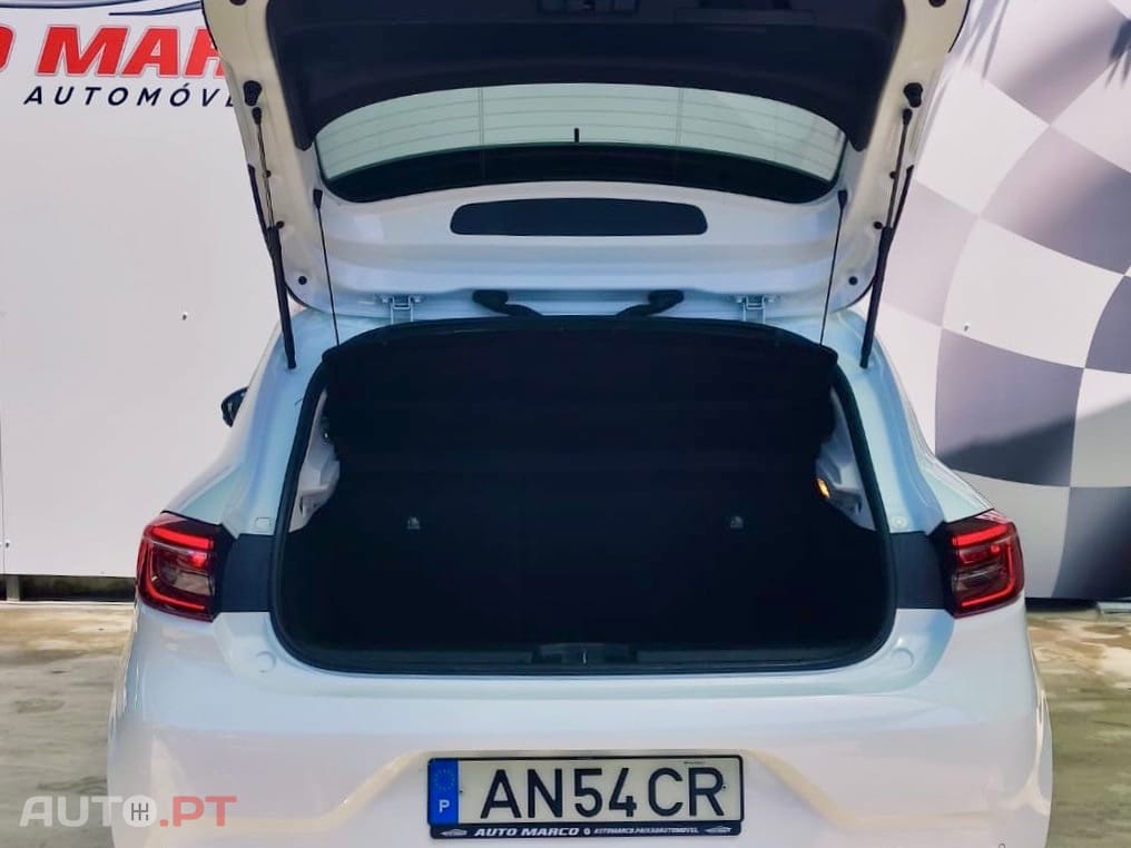 Renault Clio 1.0 TCe Limited Bi-Fuel