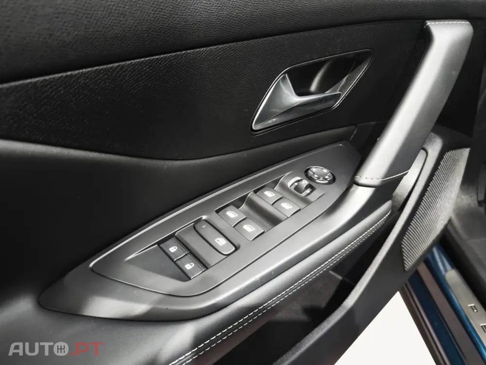 Peugeot 408 1.6 Hybrid GT e-EAT8
