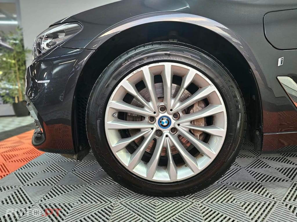 BMW 530 iPerformance