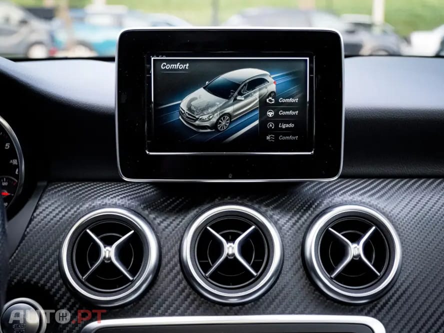 Mercedes-Benz A 180 d AMG Line