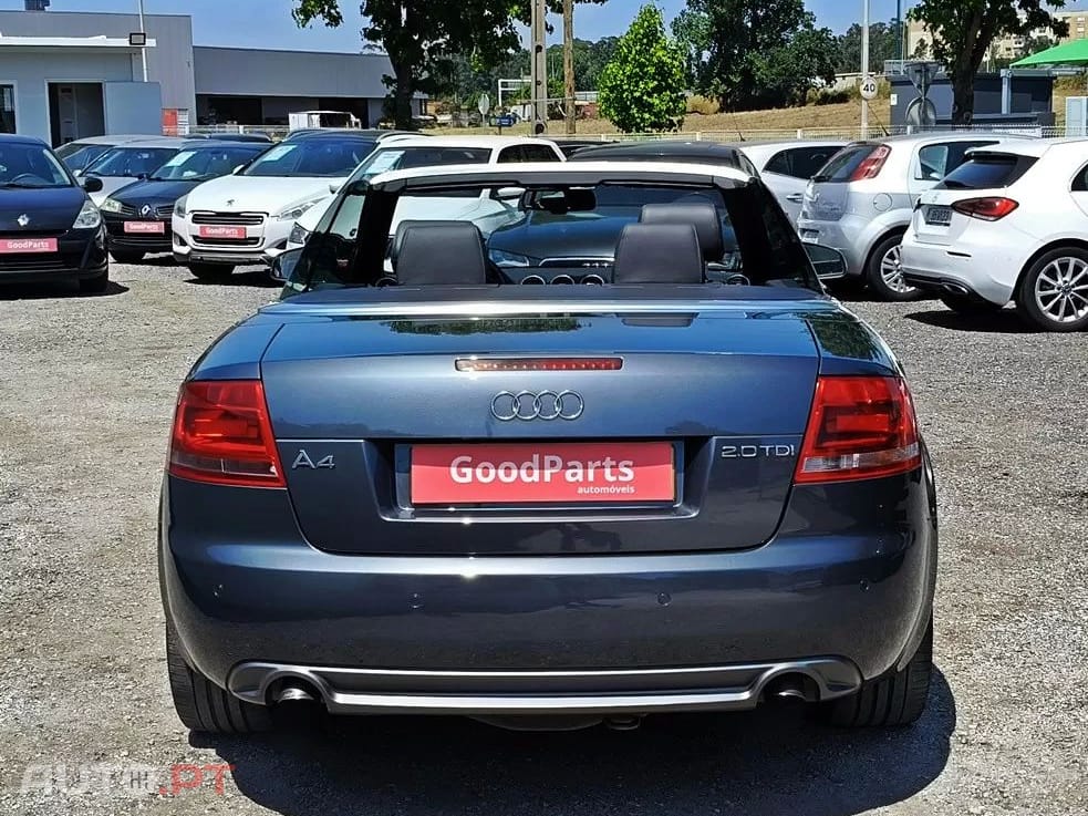 Audi A4 Cabrio 2.0 TDi S-line