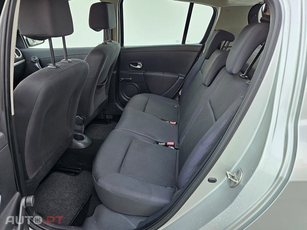 Renault Clio 1.2 16V Dynamique S