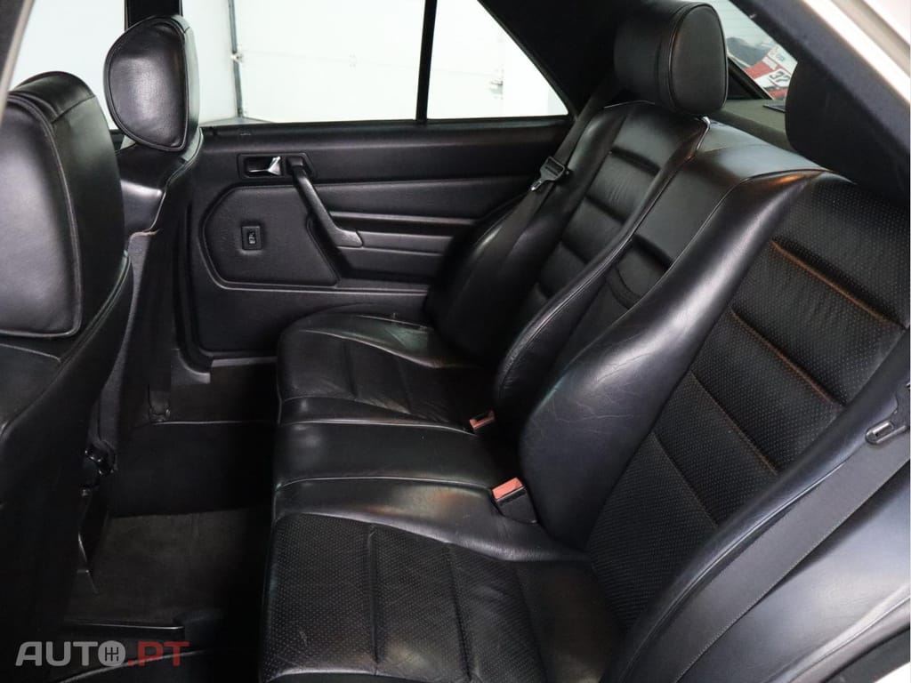 Mercedes-Benz 190 E 2.5 16