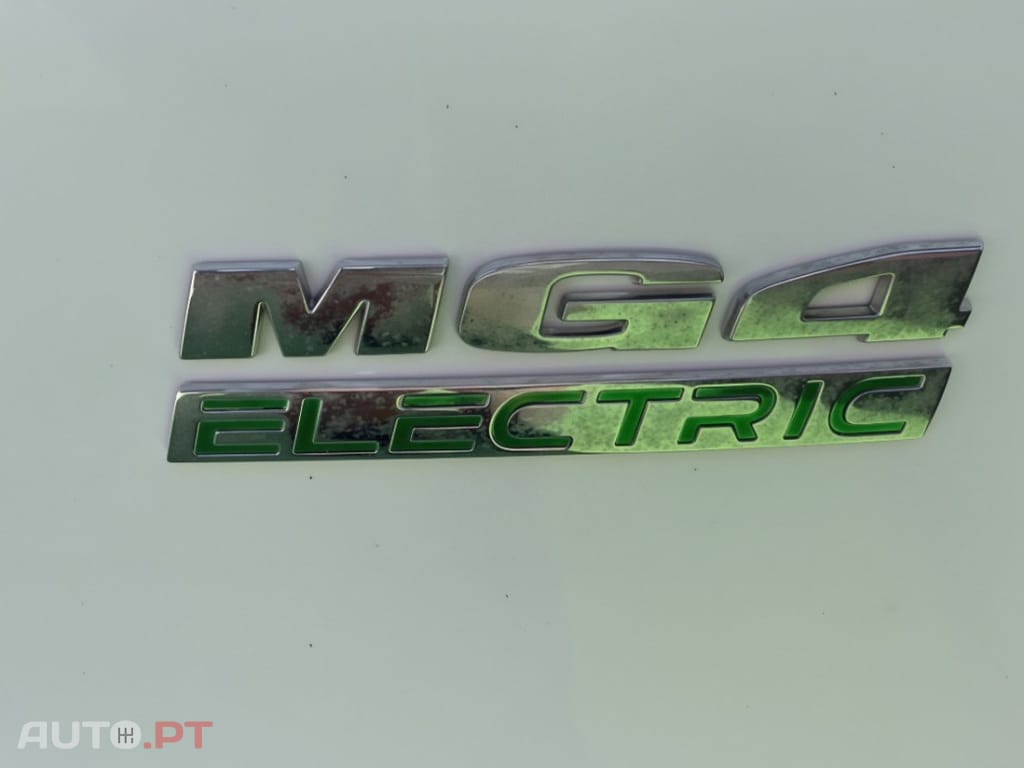 MG MG4 51 kWh Standard