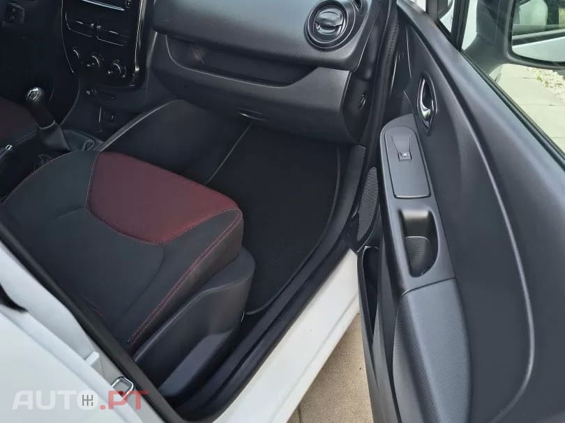 Renault Clio Sport Tourer 0.9 TCE