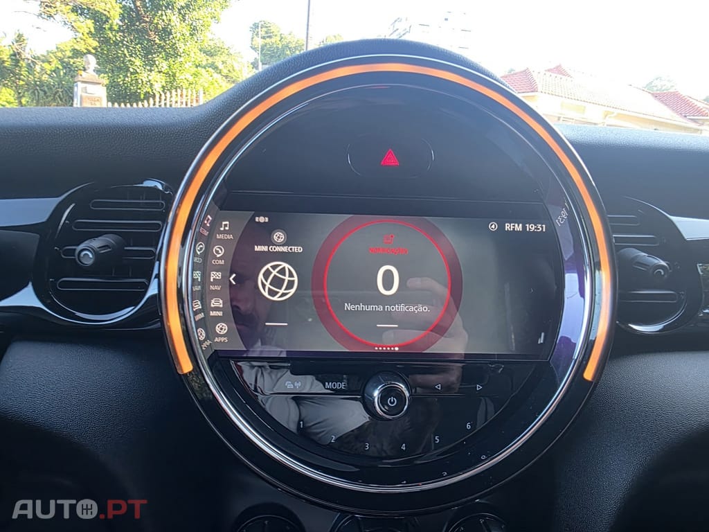 MINI Cooper John Cooper Works Auto Desportiva