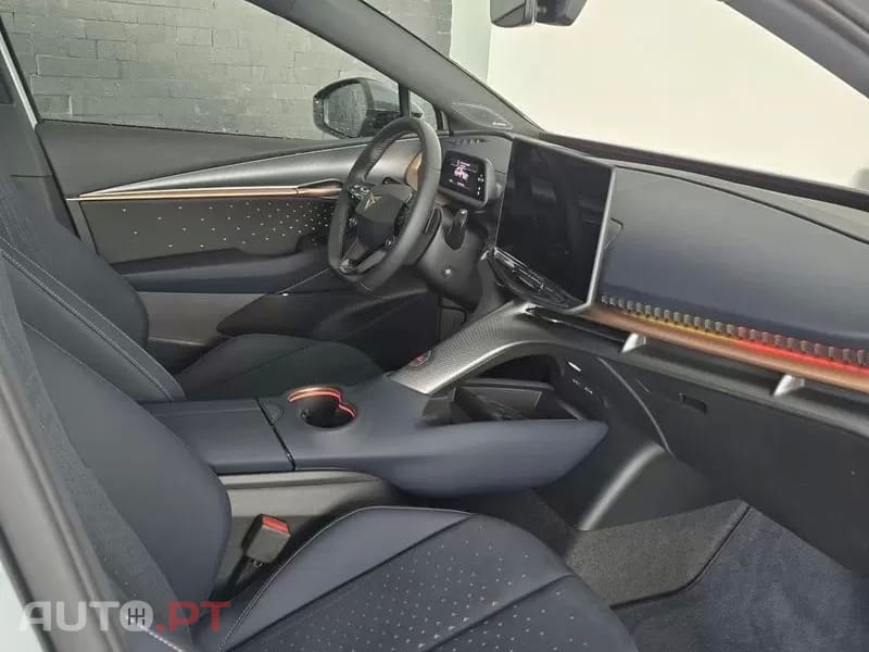 Cupra Tavascan 77 kWh Adrenaline