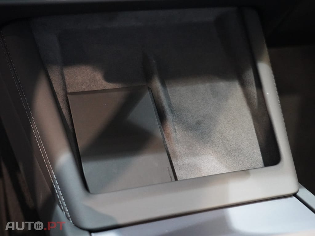 Tesla Model 3 Tração Traseira