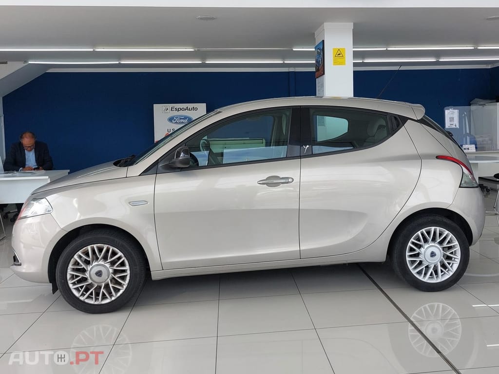 Lancia Ypsilon 1.2 S&S Fashion