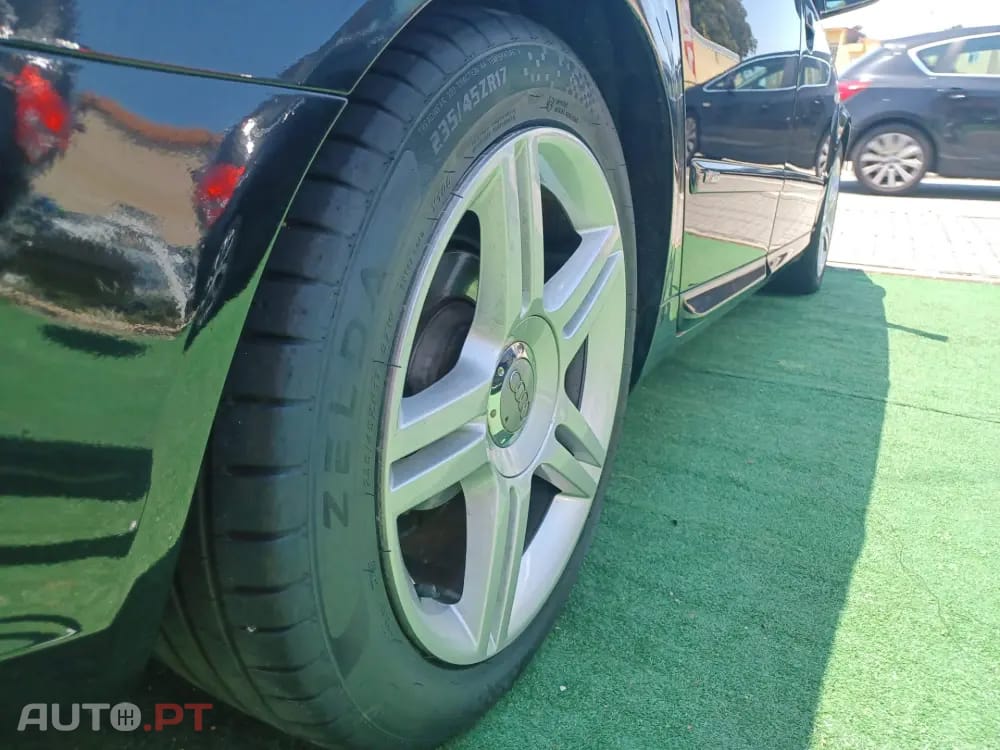Audi A4 2.0 TDI S-line