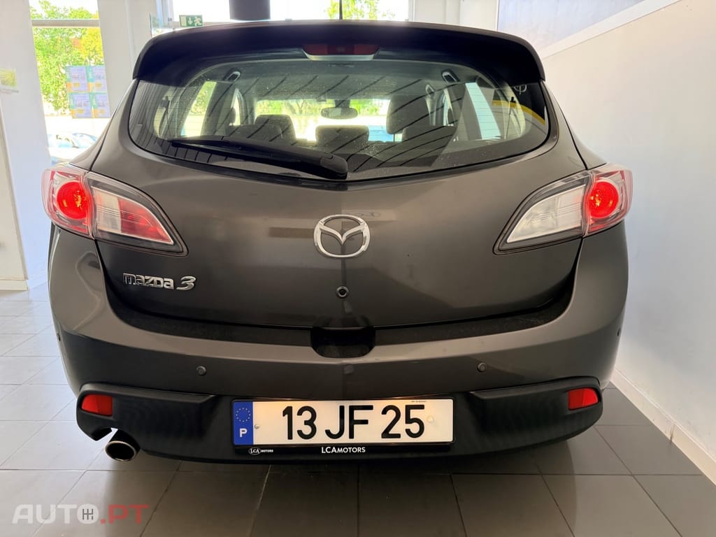 Mazda 3 MZ-CD 1.6 Exclusive Plus — fotografia 9