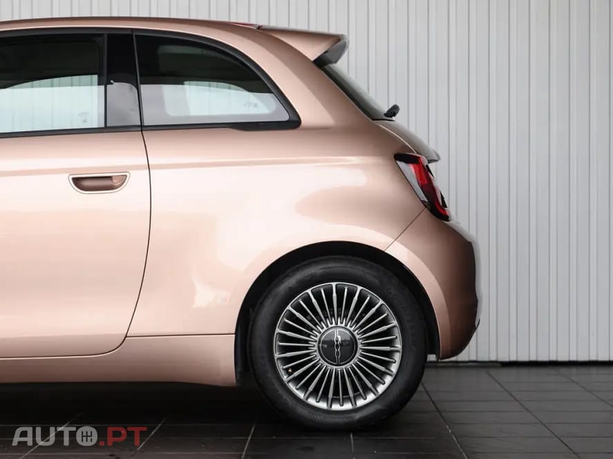 Fiat 500e 42 kWh