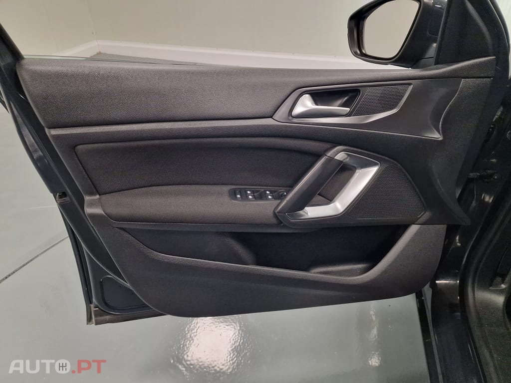 Peugeot 308 SW 1.6 BlueHDi Style