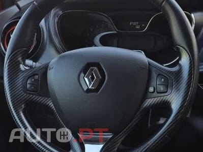 Renault Captur 1.2 TCE HELLY HANSEN (EDC)