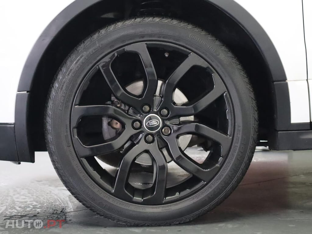 Land Rover Evoque  2.0 D150 R-Dynamic S