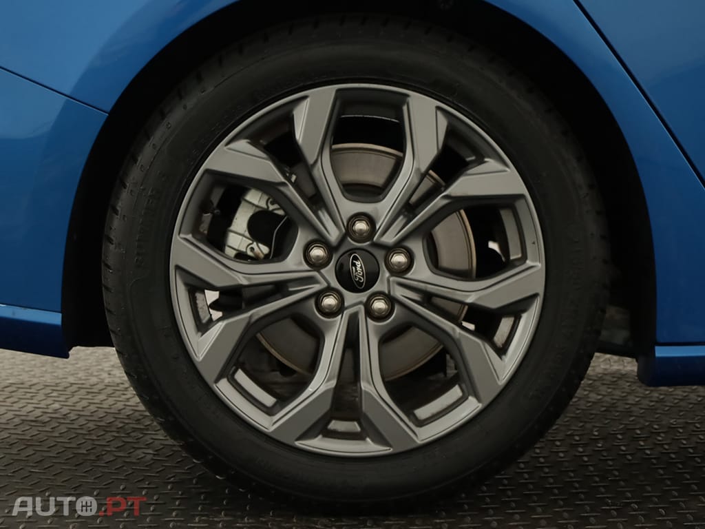 Ford Focus SW 1.0 EcoBoost MHEV ST-Line X Aut.
