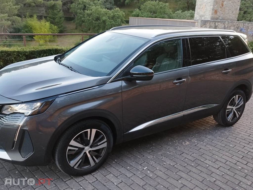 Peugeot 5008 1.2 PureTech Allure Pack EAT8