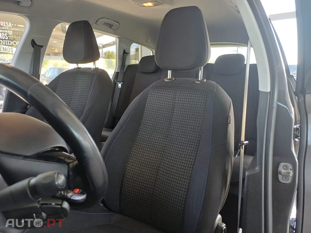Peugeot 308 SW 1.5 BlueHDi Style J17