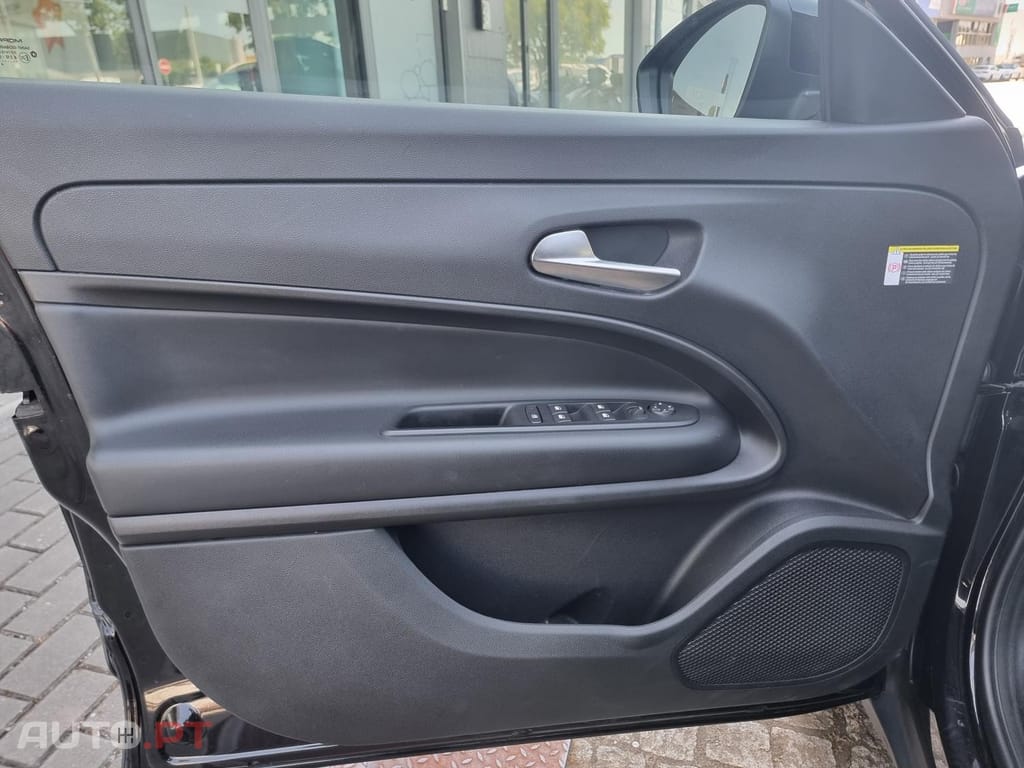 Jeep Avenger 1.2 GSE T3 Altitude