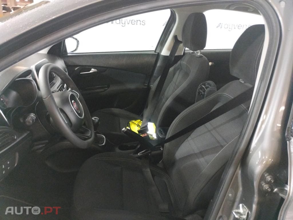 Fiat Tipo 1.3 M-Jet Lounge