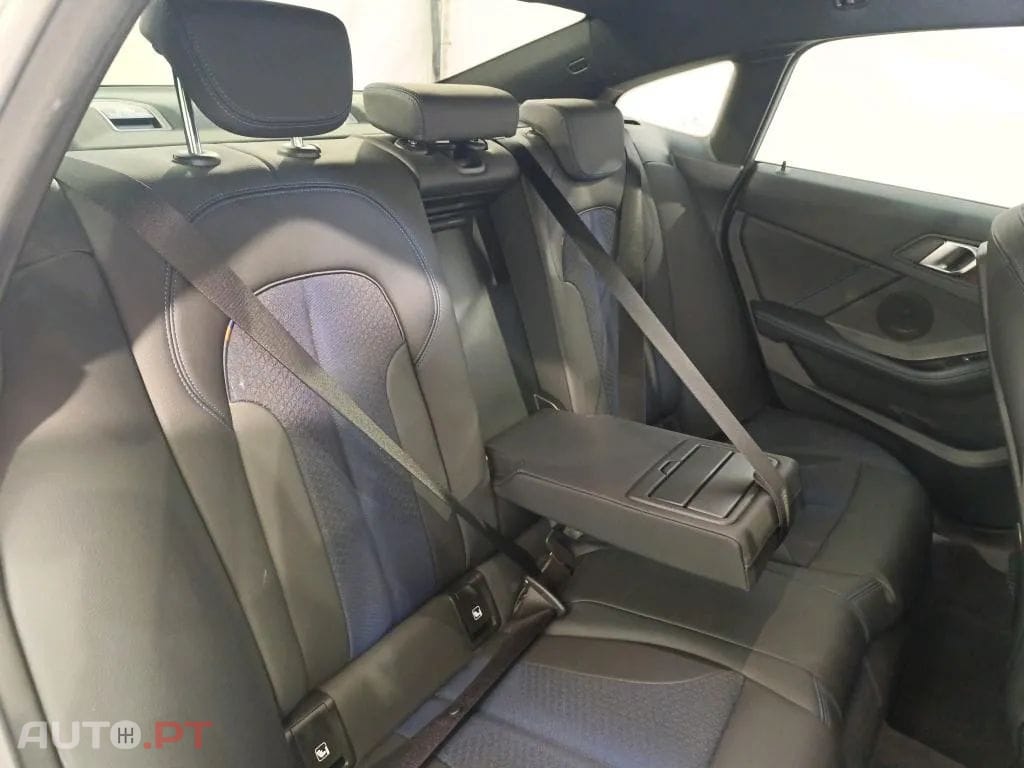 BMW 216 d Corporate Edition