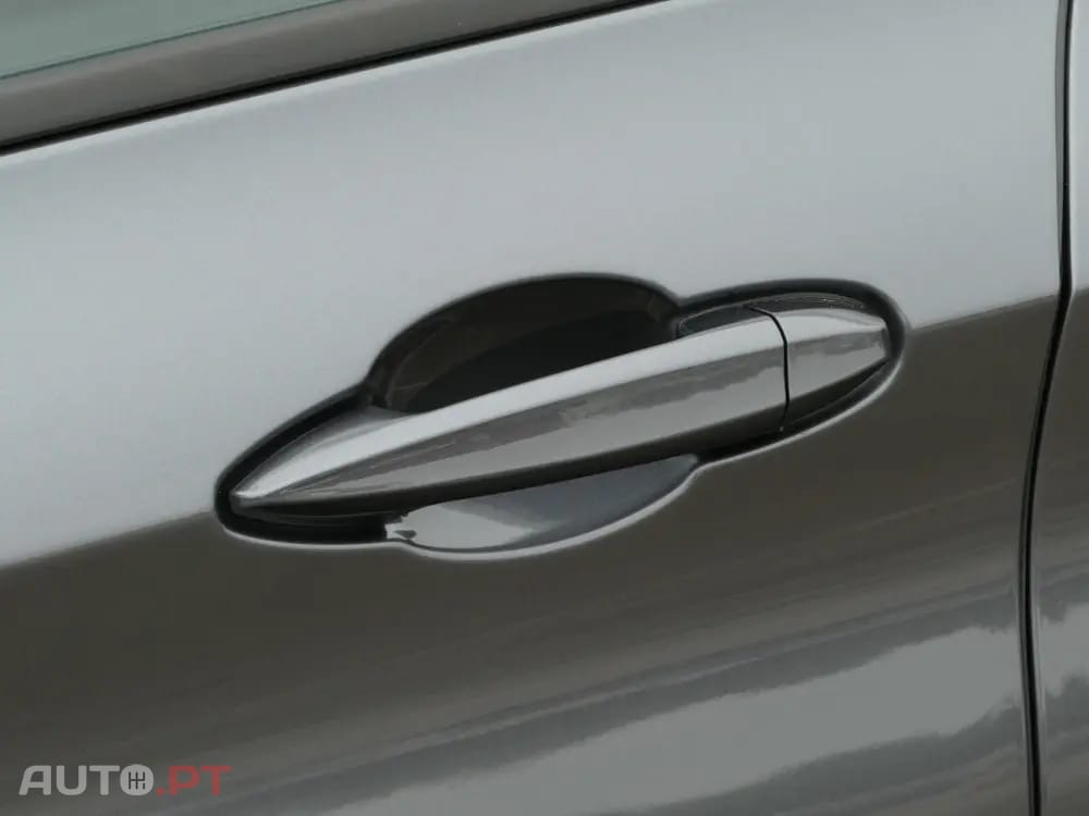 BMW 216 d Advantage Auto