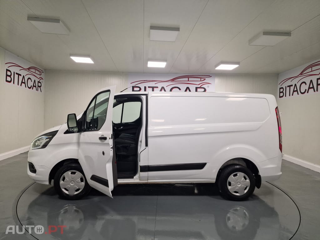 Ford Transit Custom 310L1 2.0 TDCi H1-Tecto Baixo Trend