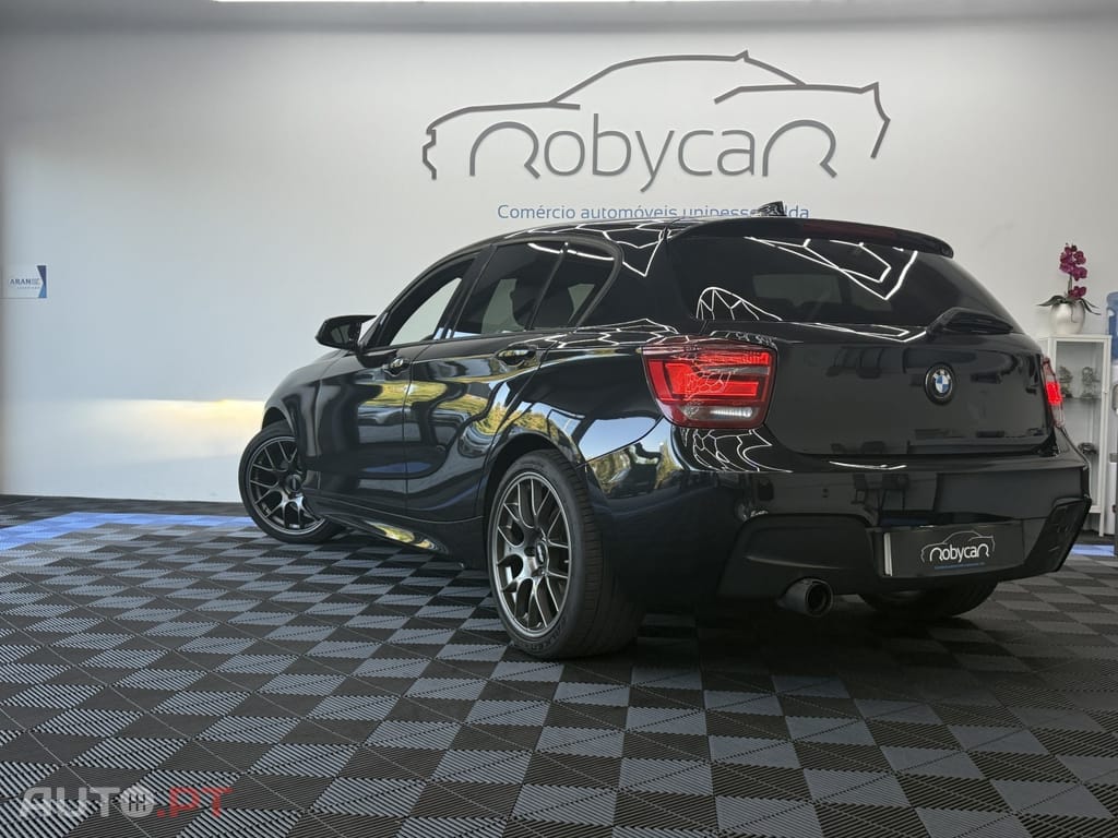 BMW 118 iA Pack M