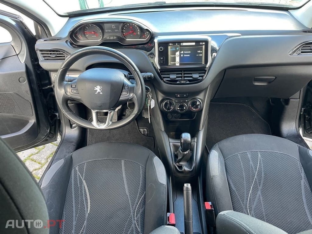 Peugeot 208 1.2 VTi Active