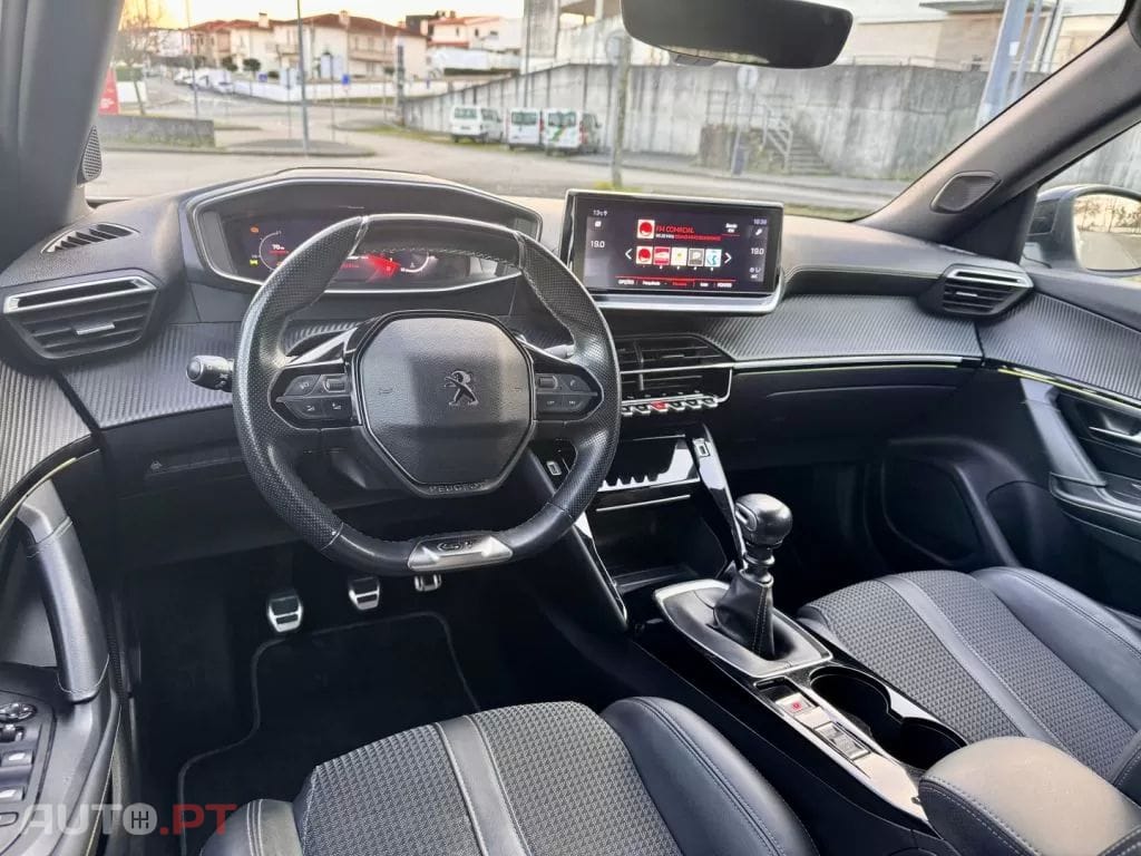 Peugeot 2008 1.2 PureTech GT Line