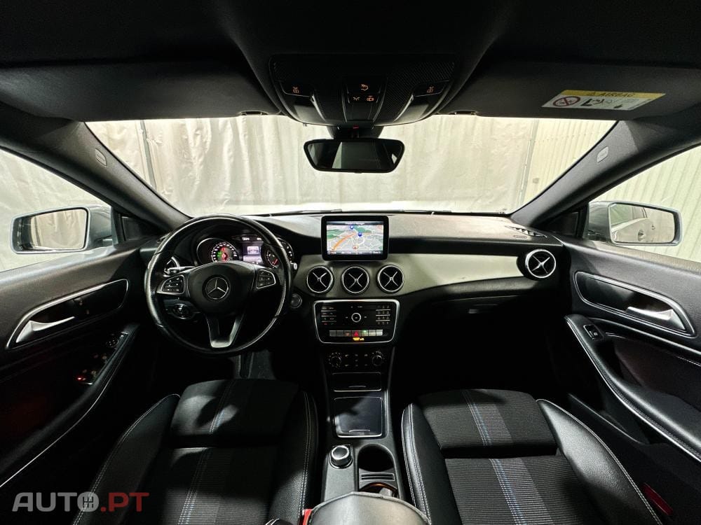 Mercedes-Benz CLA 200 d 4Matic 7G-DCT UrbanStyle Edition