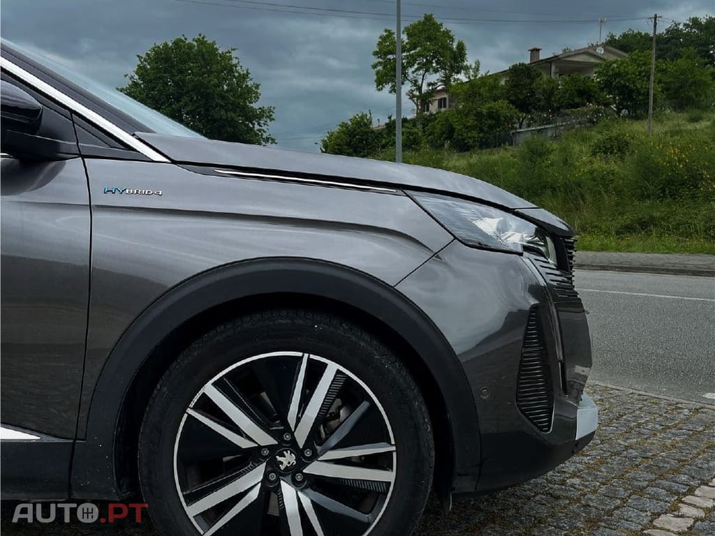 Peugeot 3008 1.6 hybrid4 300cv GT-LINE