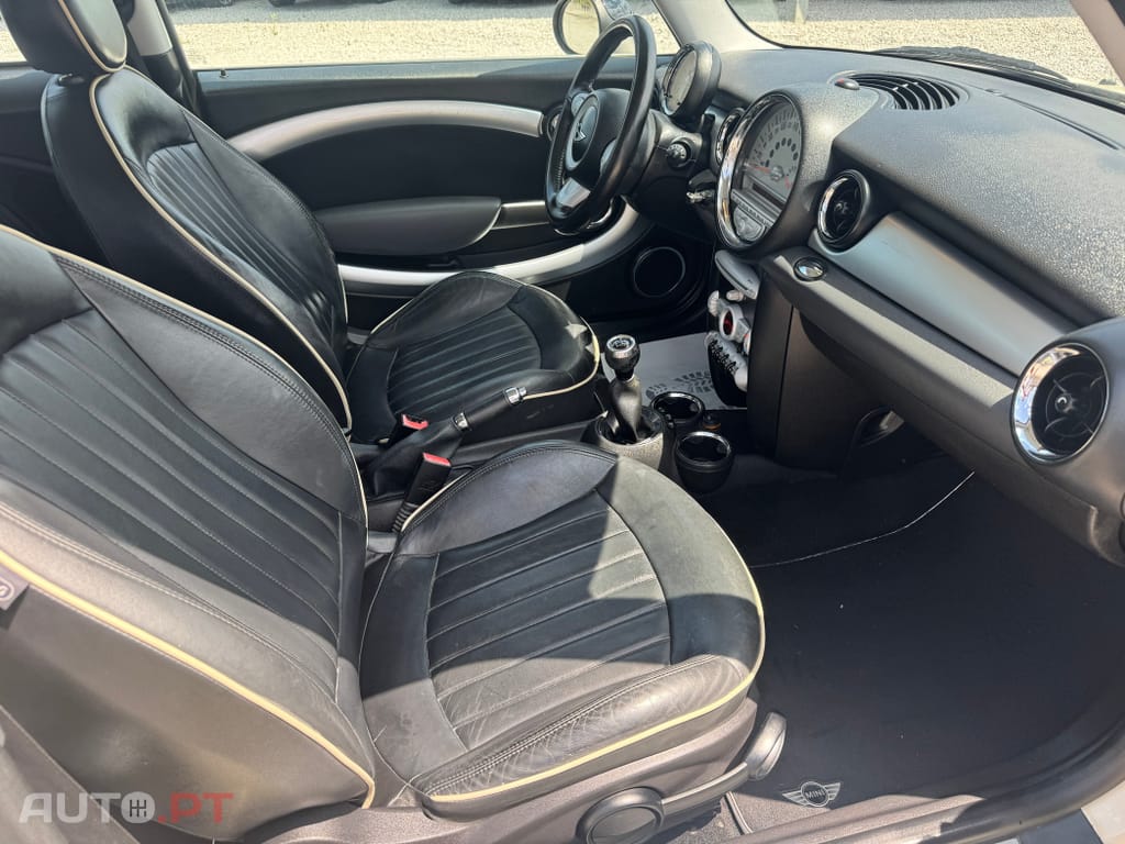 MINI Cooper D