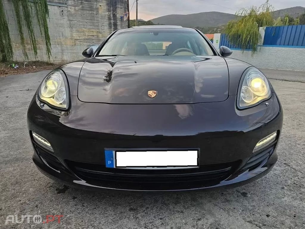 Porsche Panamera Platinum Edition
