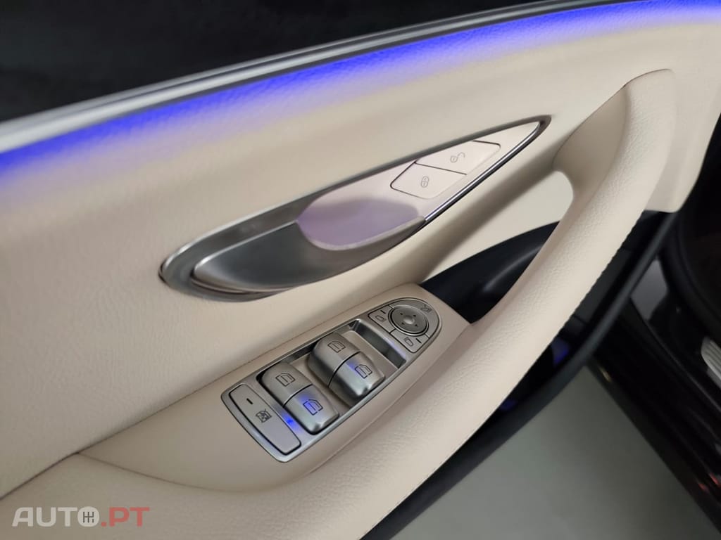 Mercedes-Benz E 300 De Exclusive Line