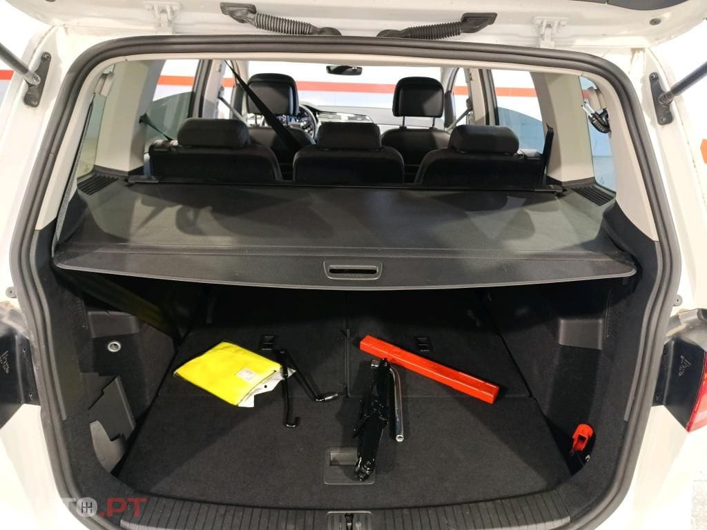 Volkswagen Touran 2.0 TDI Confortline