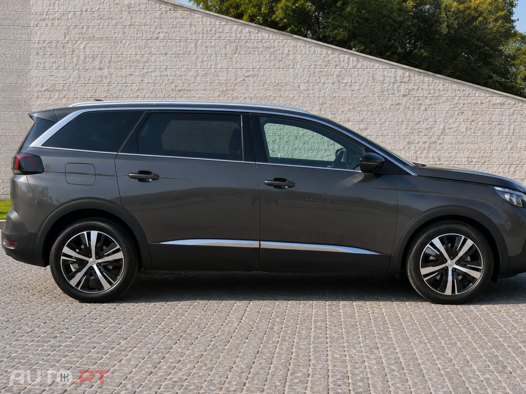 Peugeot 5008 GT Line 1.6 BlueHDi 120cv