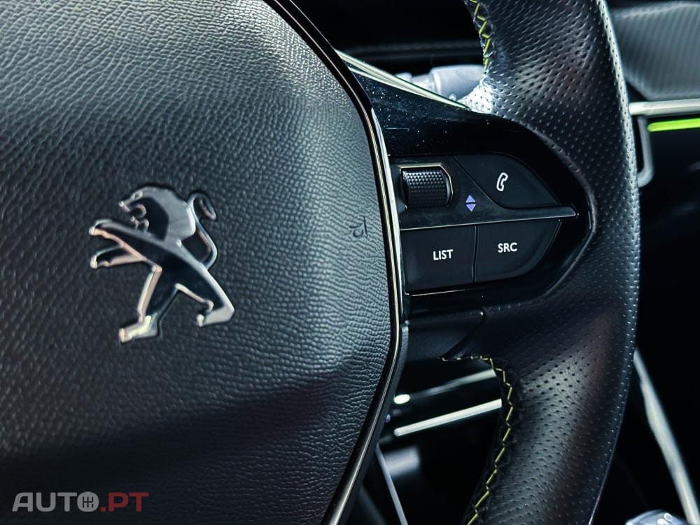 Peugeot E-208 50 kWh GT Pack