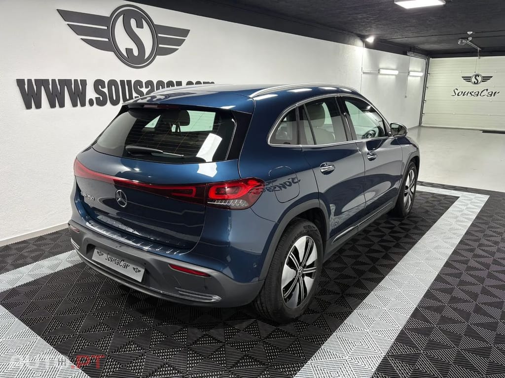 Mercedes-Benz EQA 250