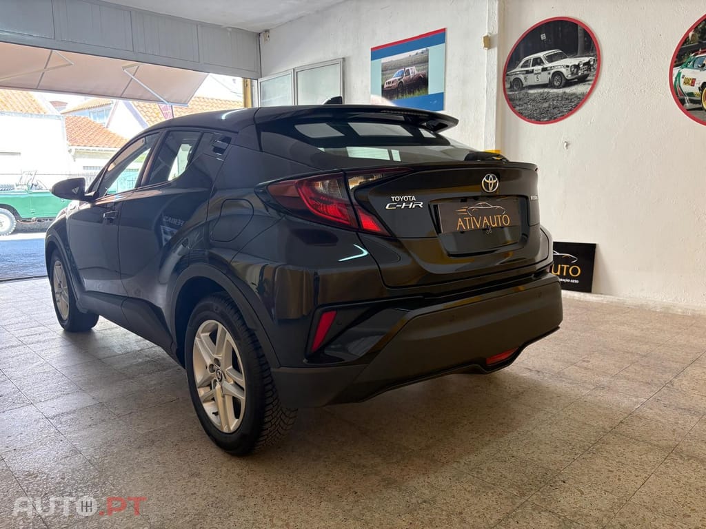 Toyota C-HR 1.8 Hybrid Exclusive