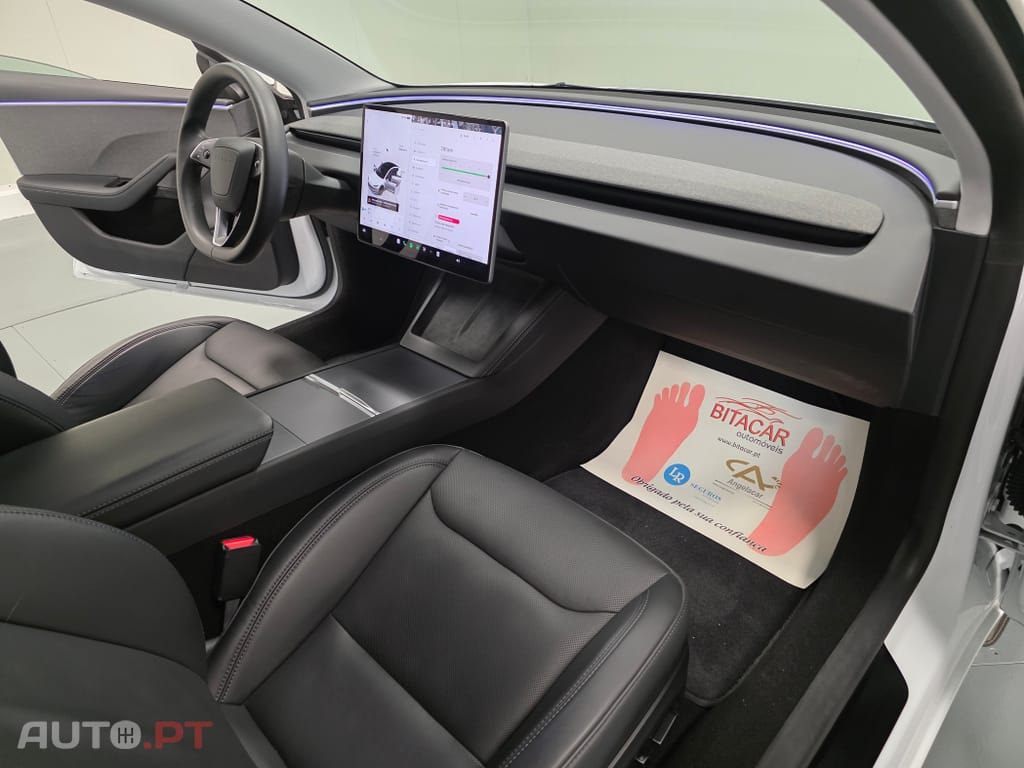 Tesla Model 3 Tração Traseira Premium