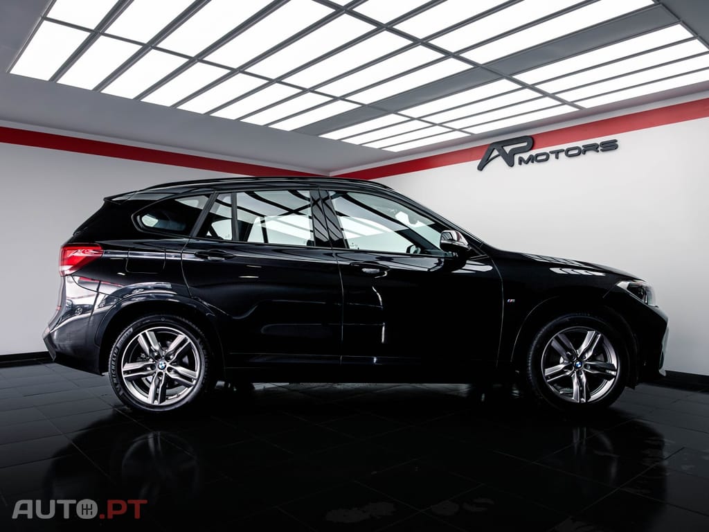 BMW X1 25 e xDrive Pack M
