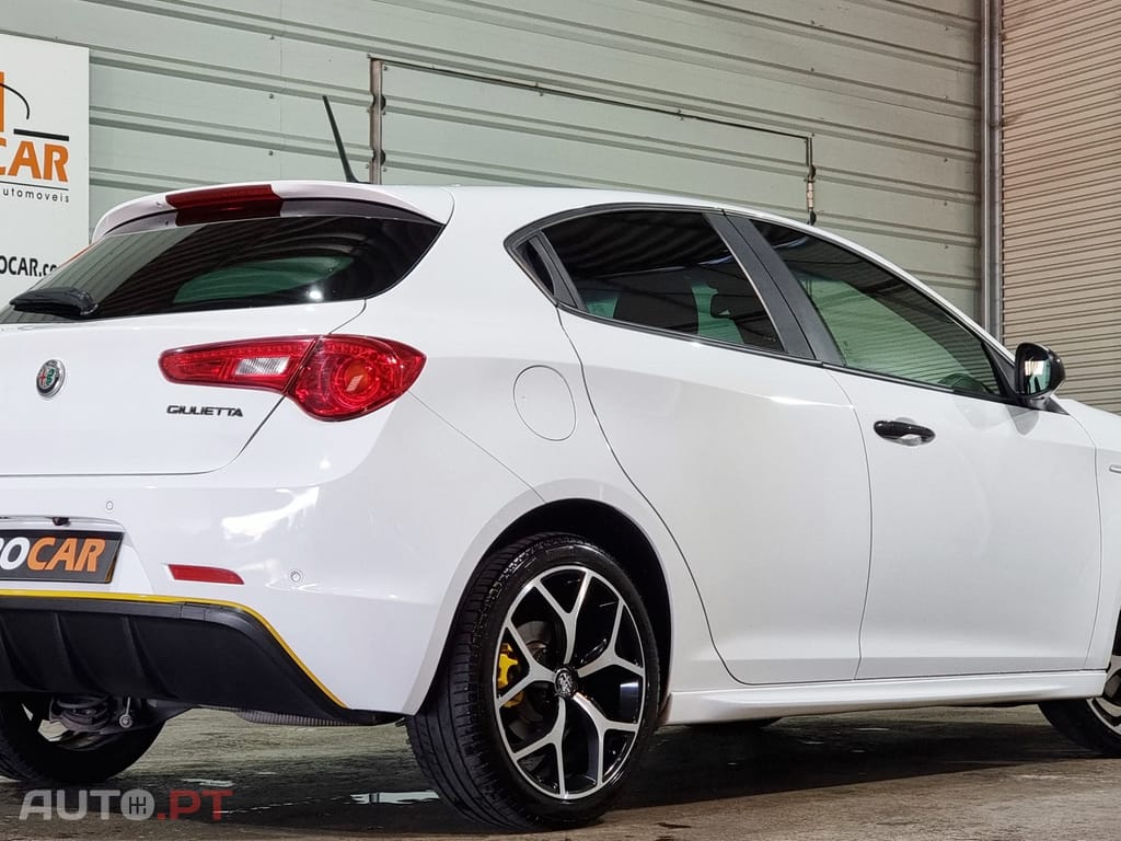 Alfa Romeo Giulietta 1.6 JTDm Sport J18 TCT