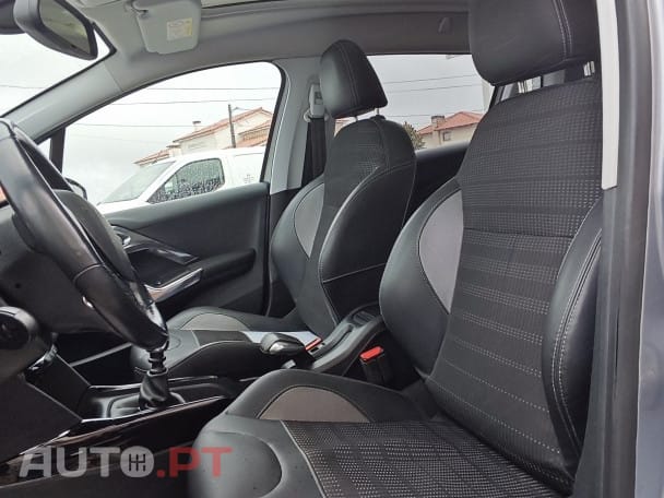 Peugeot 2008 1.6 BlueHDi Allure