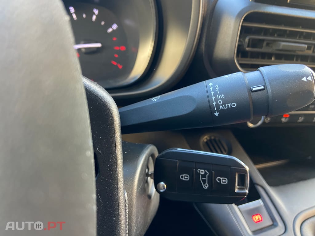 Citroen Berlingo 1.6 HDI L2 (longa) 100cv CarPlay