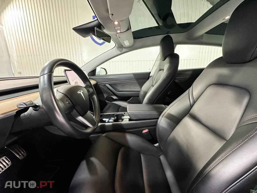 Tesla Model 3 Long-Range Dual Motor AWD