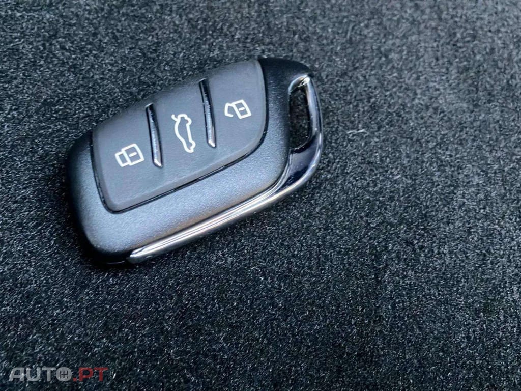 MG MG4 64 kWh Luxury