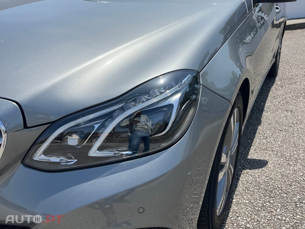 Mercedes-Benz E 300 BlueTEC Hybrid Avantgarde